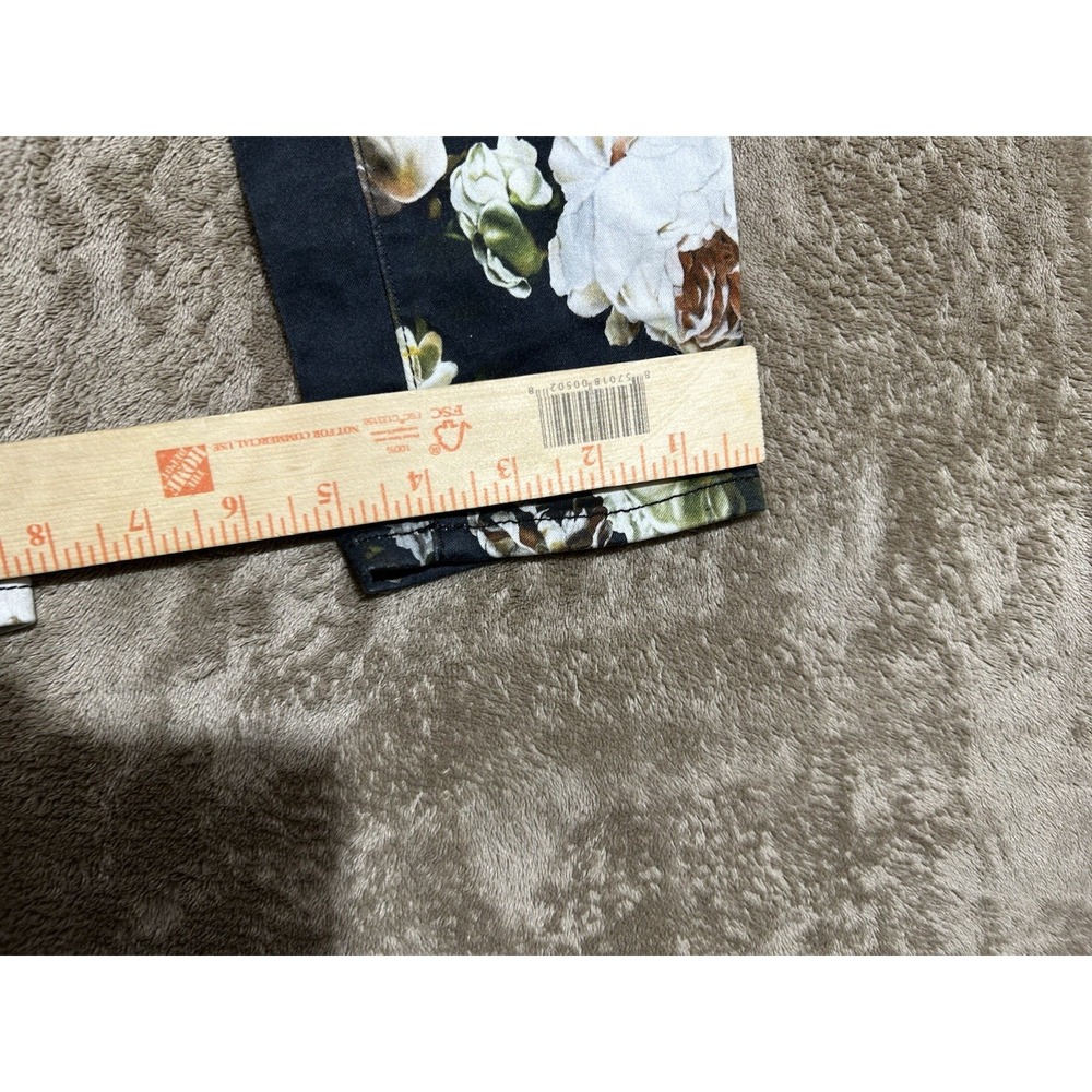 7 For All Mankind Womens 26 The Skinny Jeans Dark Floral Print Stretch USA - Picture 9 of 13